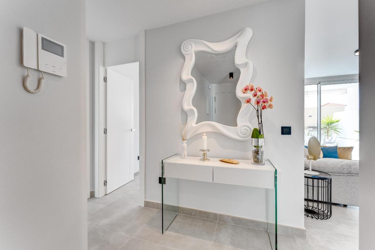 Modern New Apartment Las Terrazas De Costa Adeje. Heated Pool, Big Terrace And Private Parking Екстериор снимка