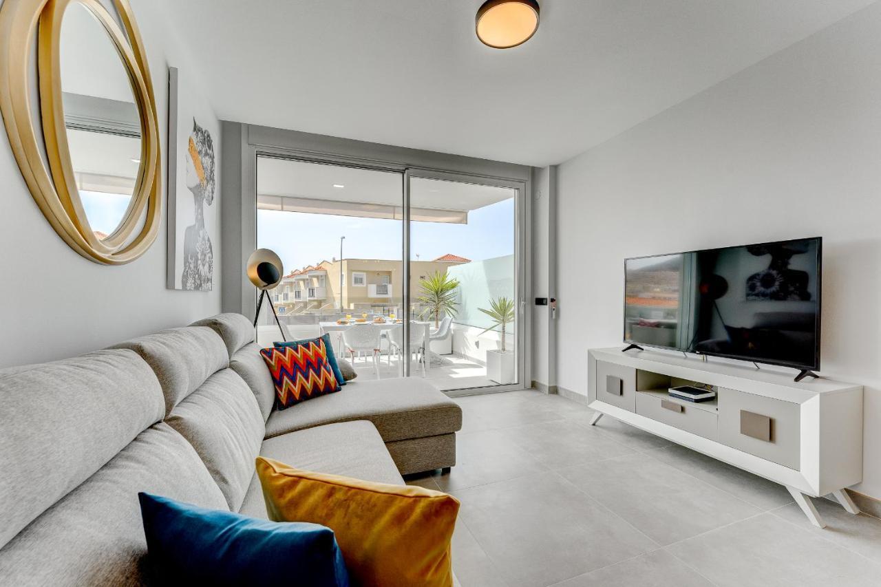 Modern New Apartment Las Terrazas De Costa Adeje. Heated Pool, Big Terrace And Private Parking Екстериор снимка