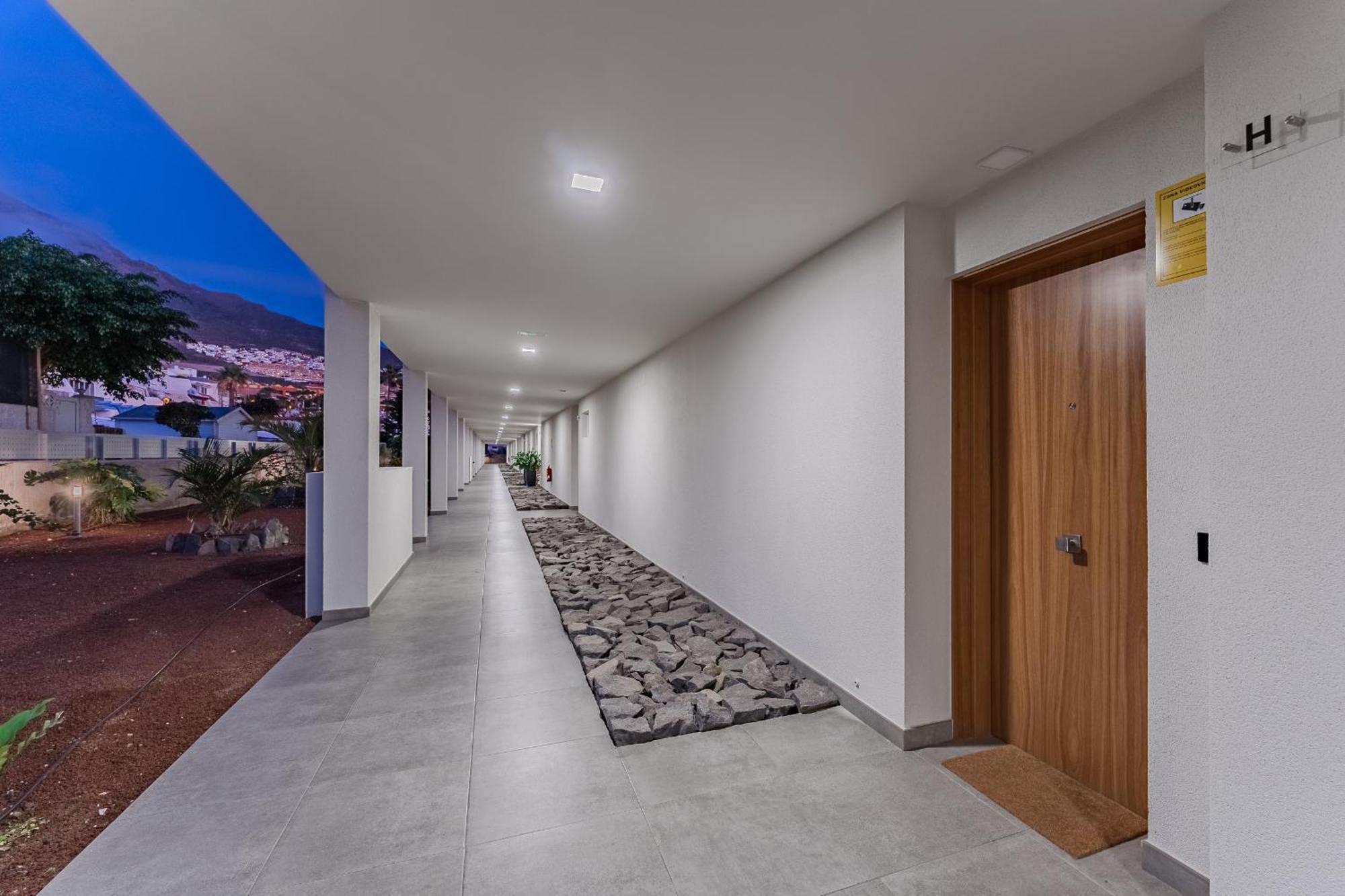 Modern New Apartment Las Terrazas De Costa Adeje. Heated Pool, Big Terrace And Private Parking Екстериор снимка